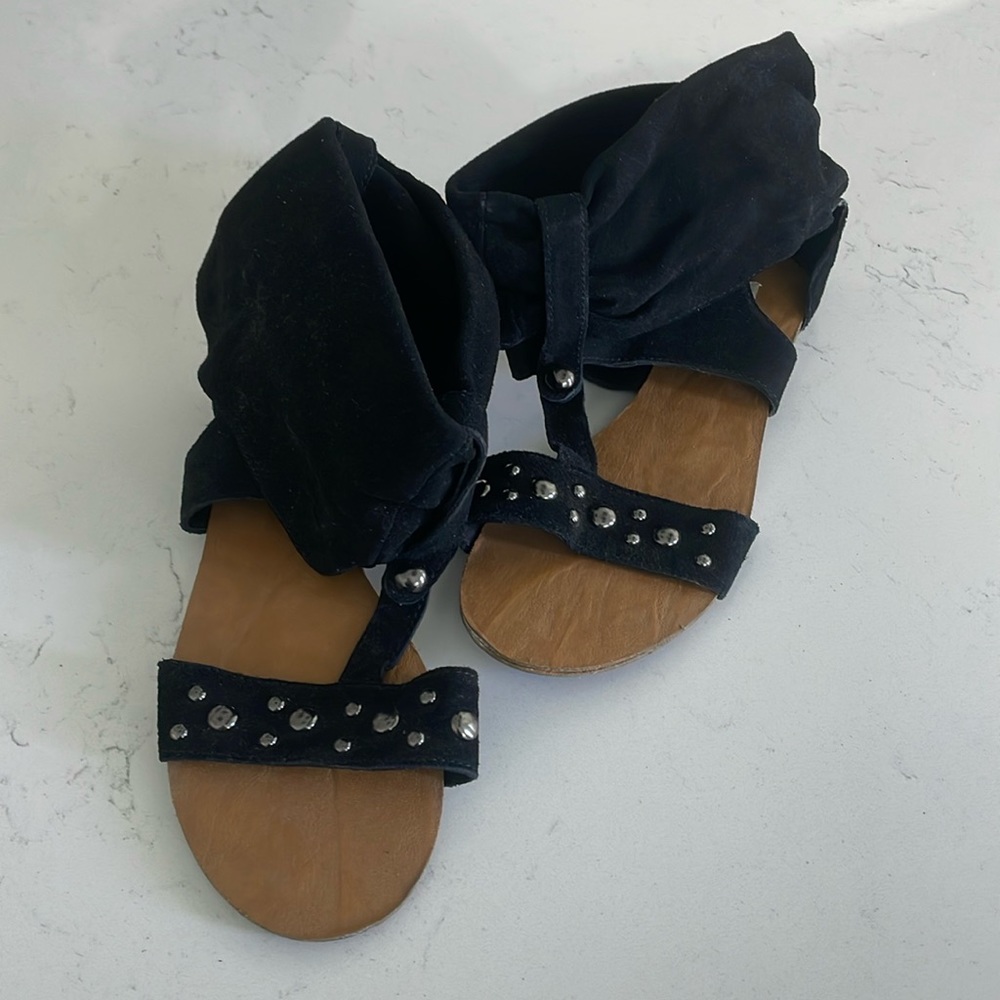 Olsenboye flats with ankle cuffs size 8.5